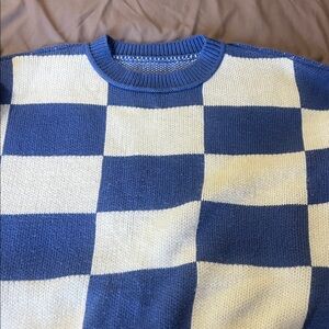 Blue and White Checkered Sweater
Thick sweater